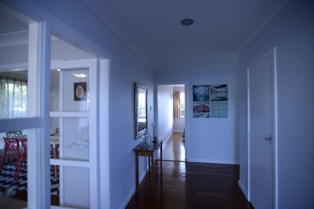 5 Bedrooms Bungalow In Mount Eden Auckland Exterior photo